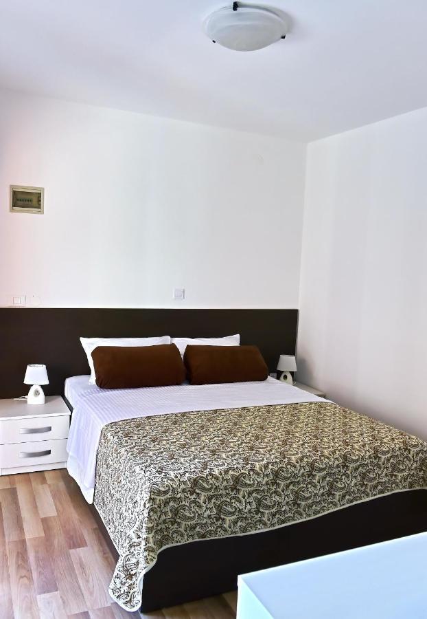 Apartments Zdjelar Poreč Zimmer foto